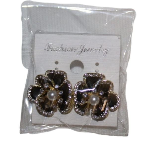 Rhinestone Flower Pearl Earrings - Picture 12 of 16